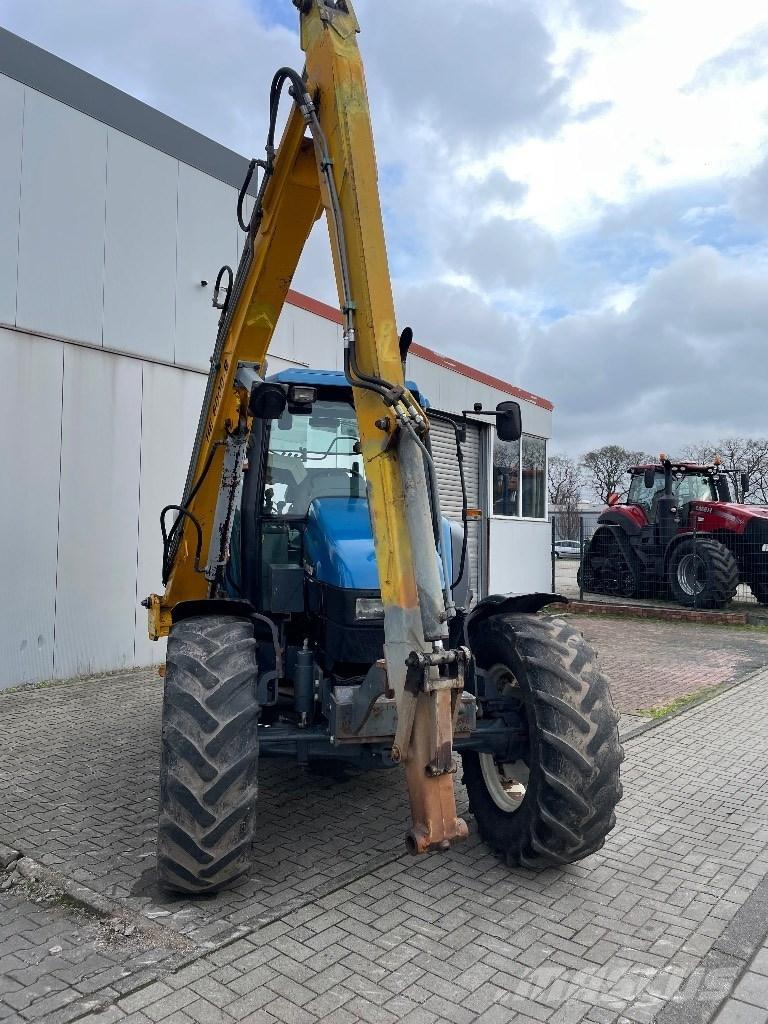 New Holland TS 100 Tractoren