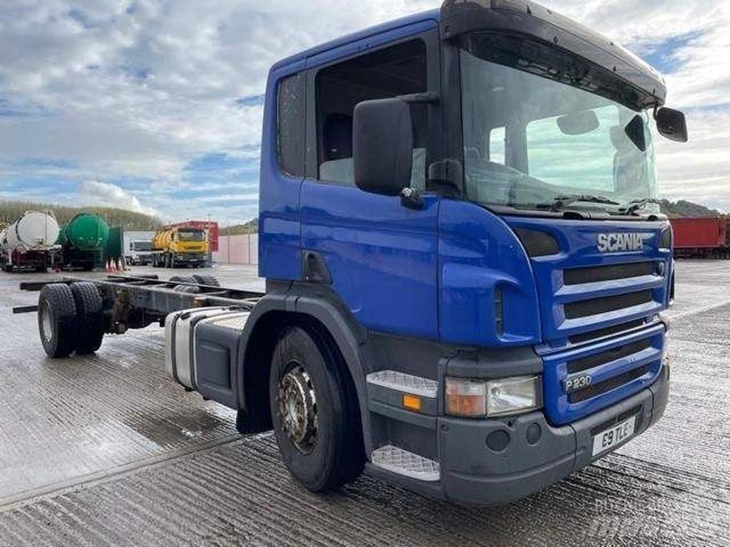 Scania P 230 Chassis met cabine