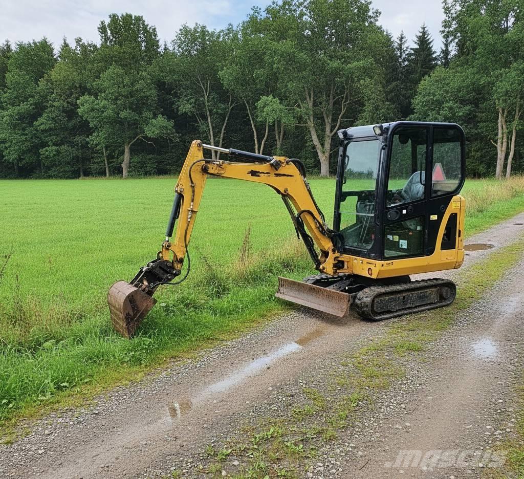CAT 301.8 C Minigraafmachines < 7t