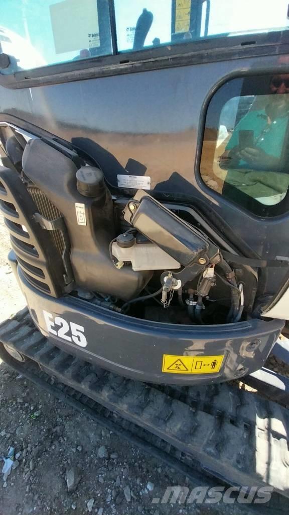 Bobcat E 25 Minigraafmachines < 7t