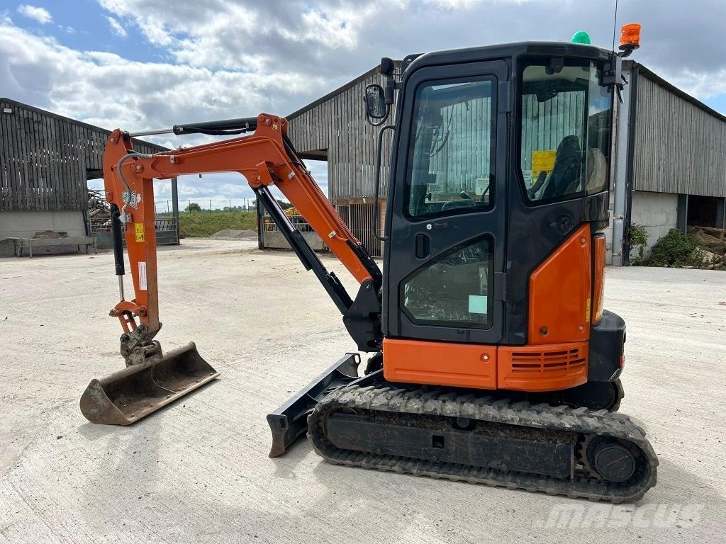Hitachi ZX 26 U-6 Minigraafmachines < 7t