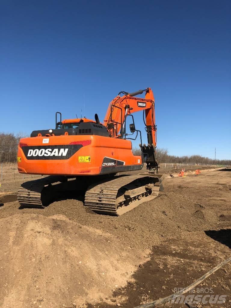 Develon DX225LC-5 Rupsgraafmachines