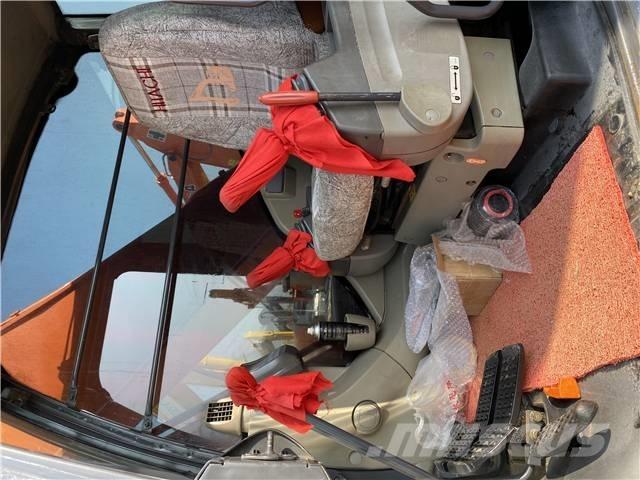 Hitachi ZX210 Rupsgraafmachines