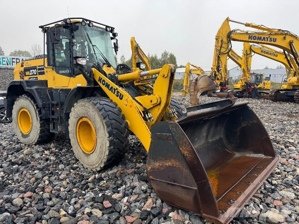 Komatsu WA 270-8 Wielladers