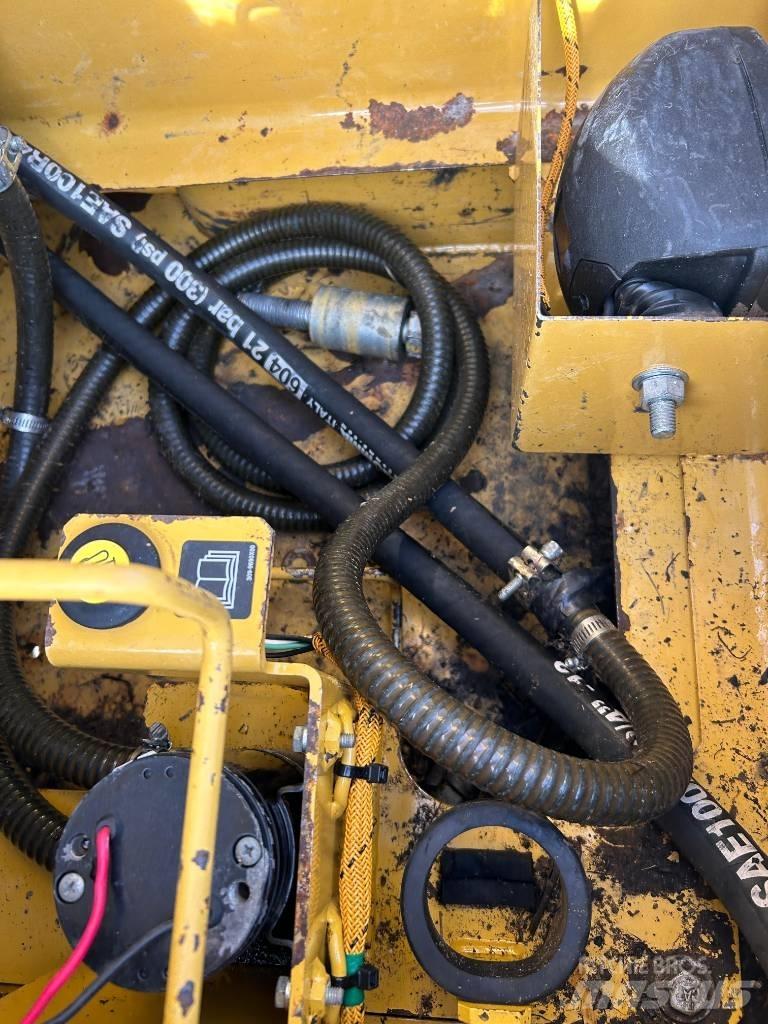 CAT 313 F LGC Rupsgraafmachines