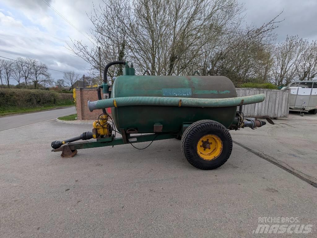 Fraser 4000 Drijfmesttanks