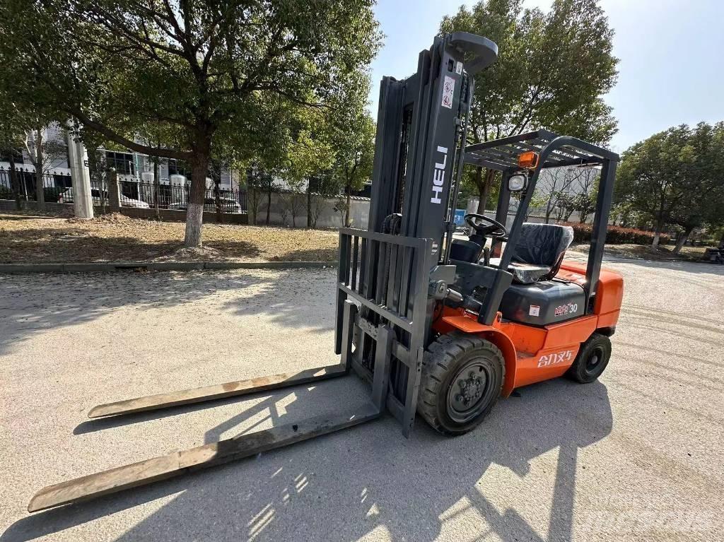 Heli CPC30 Diesel heftrucks