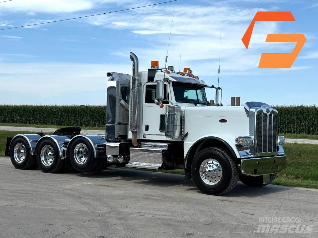 Peterbilt 389 Trekkers