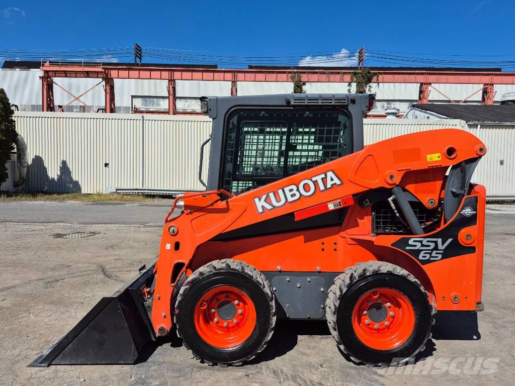 Kubota SSV 65 Schrankladers