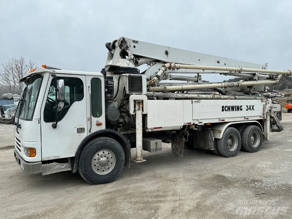 Schwing 34x Betonpomptrucks