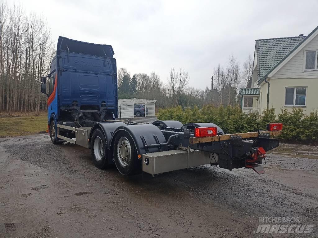 Scania R520 Chassis met cabine