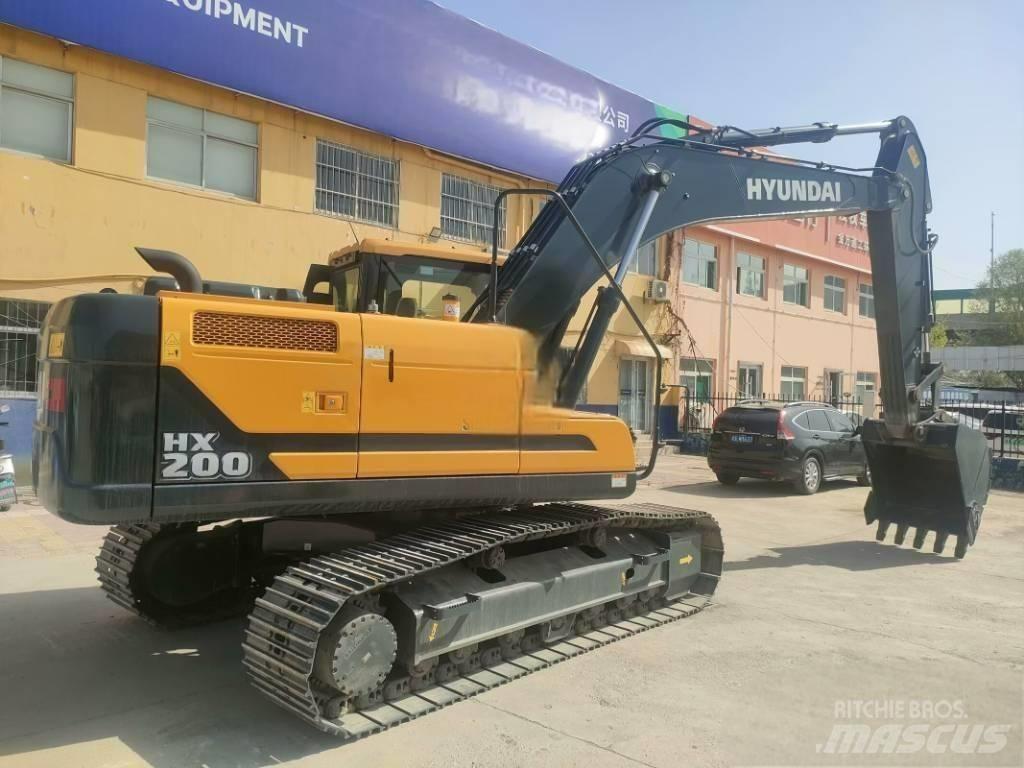 Hyundai HX 200 Rupsgraafmachines