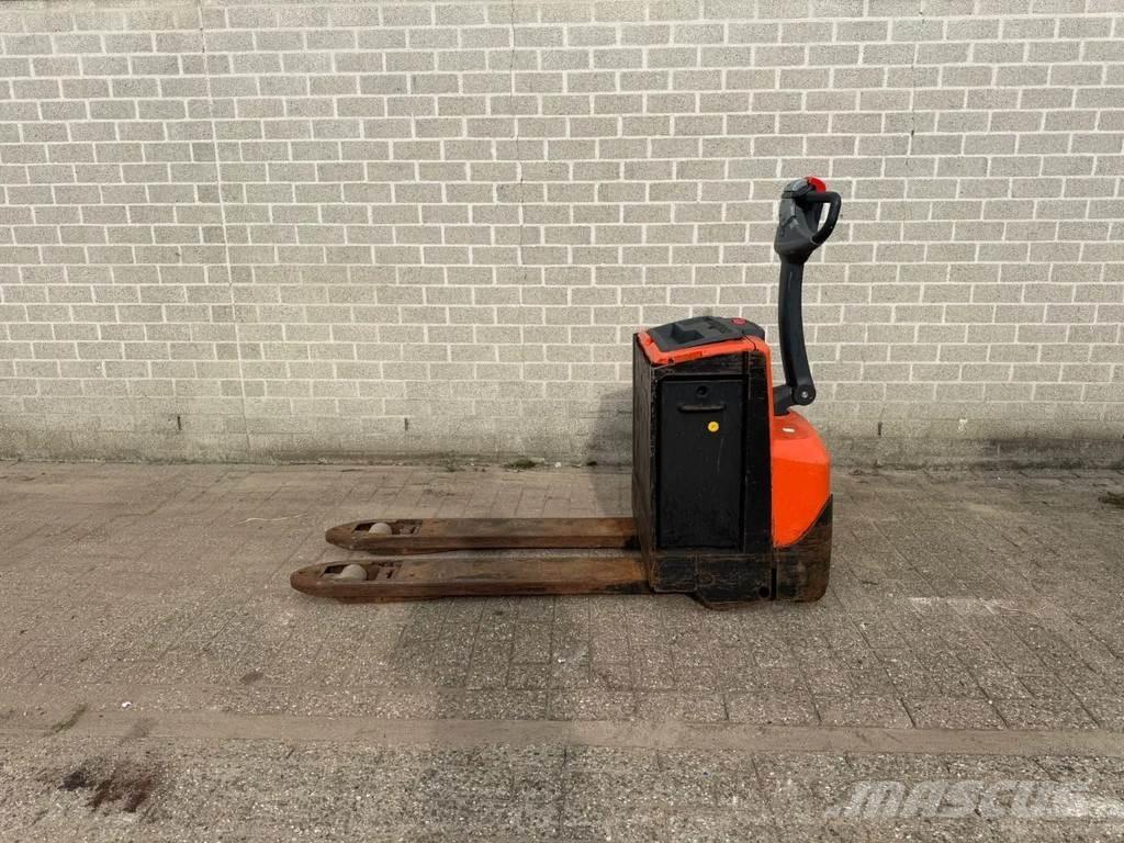 BT SWE200D Stapelaar meeloop