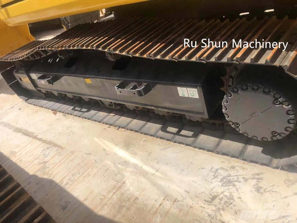 Komatsu PC 220-8 Rupsgraafmachines