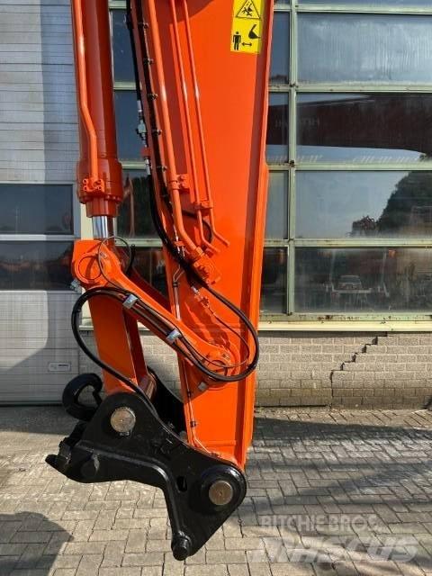 Hitachi ZX 290LCN-5B Rupsgraafmachines