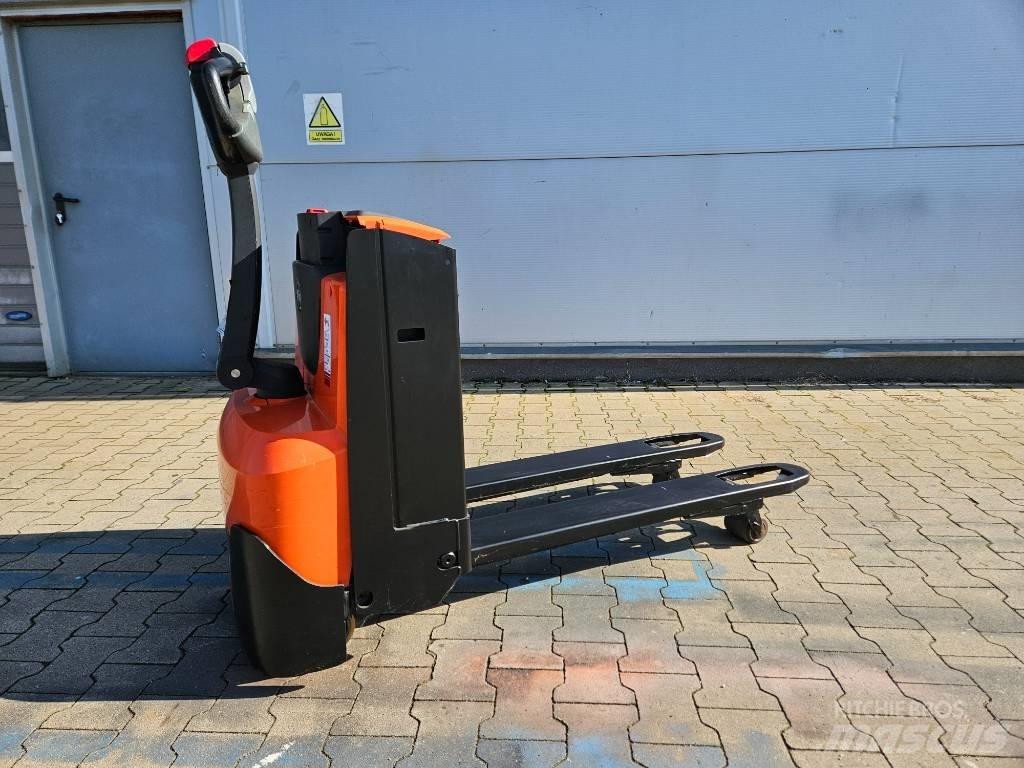 BT LWE 140 Electro-pallettrucks