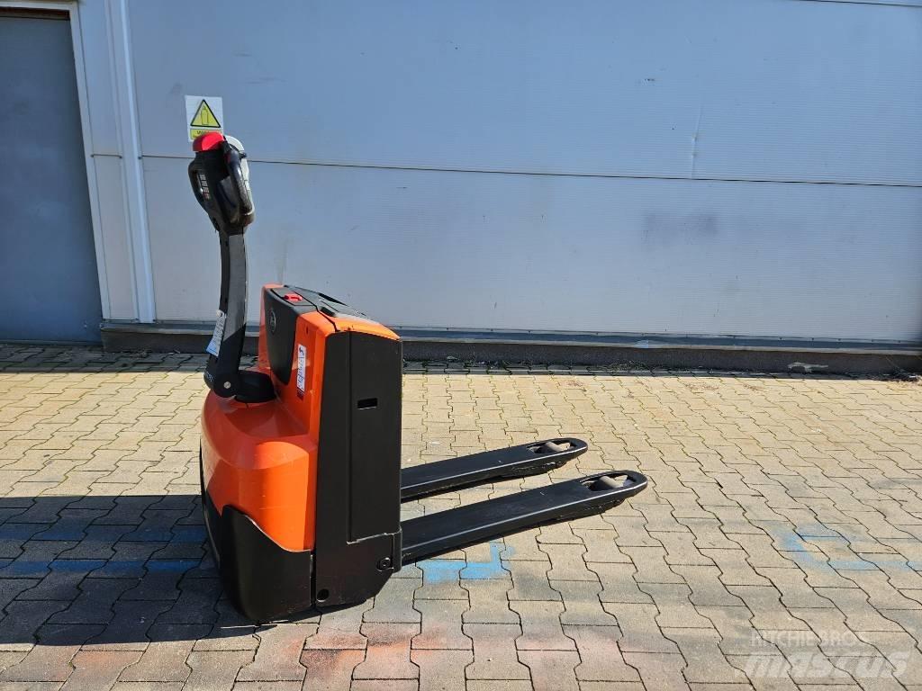 BT LWE 140 Electro-pallettrucks