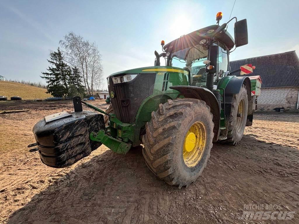 John Deere 7310R Tractoren