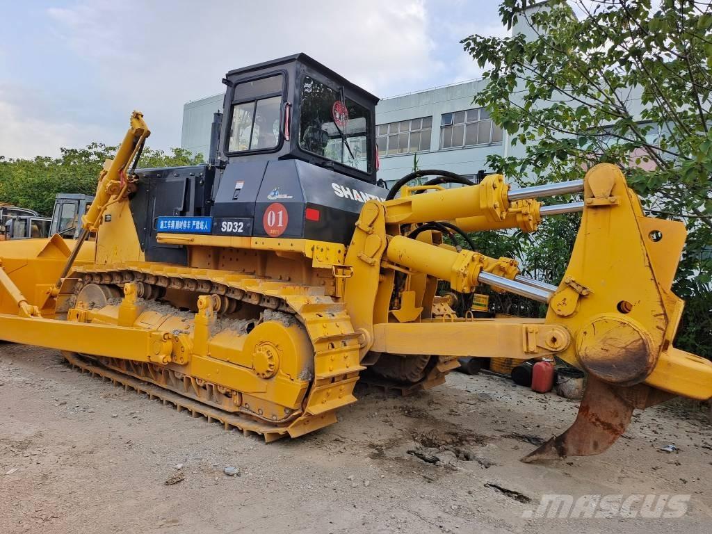 Shantui SD 32 Rupsdozers