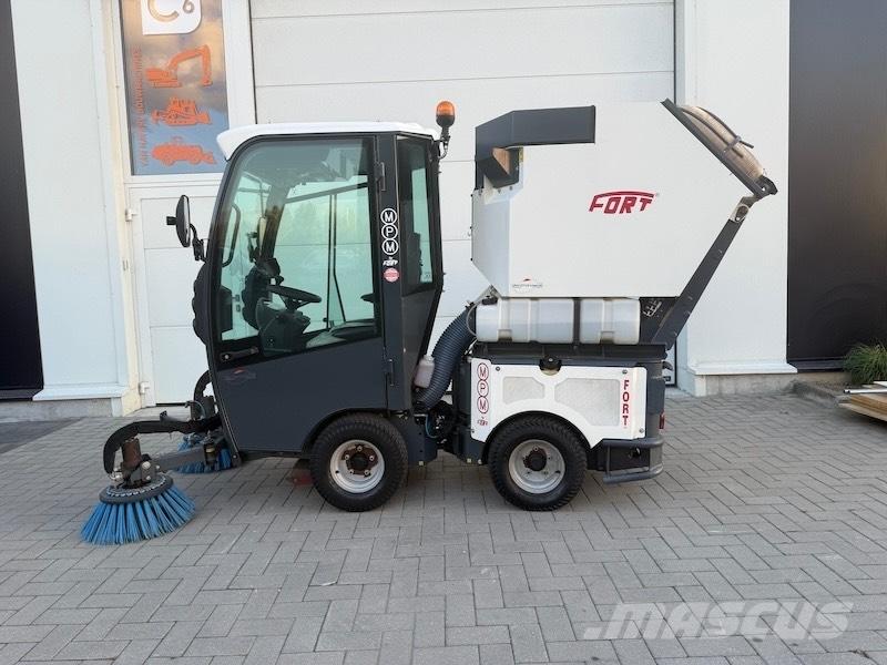 Fort MPM Veegmachines