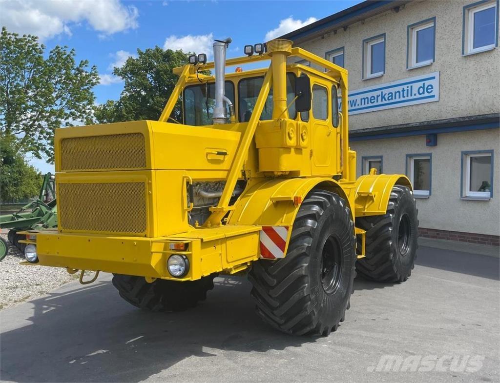 Kirovets K 701 V12 Tractoren