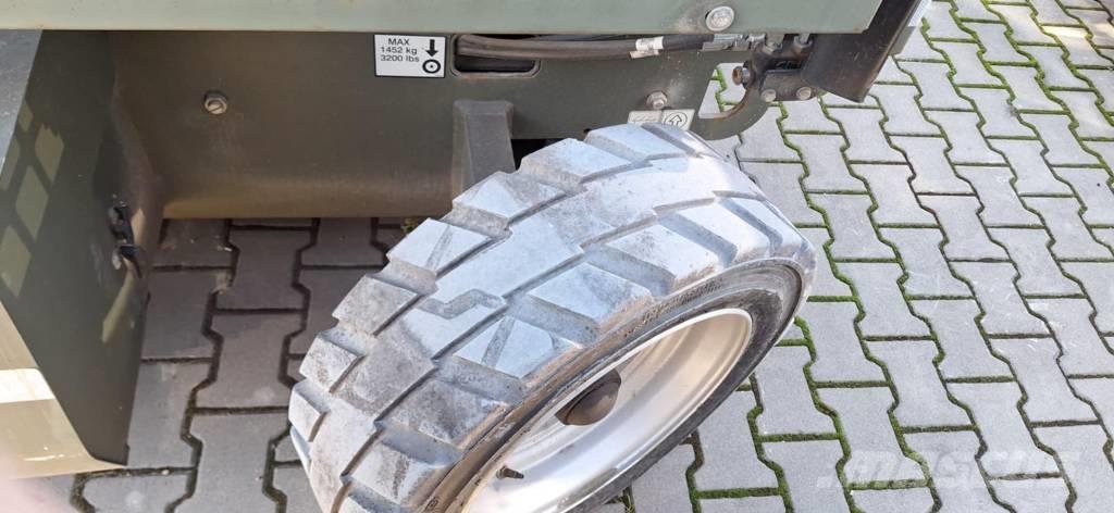 JLG M 3369 Schaarhoogwerkers