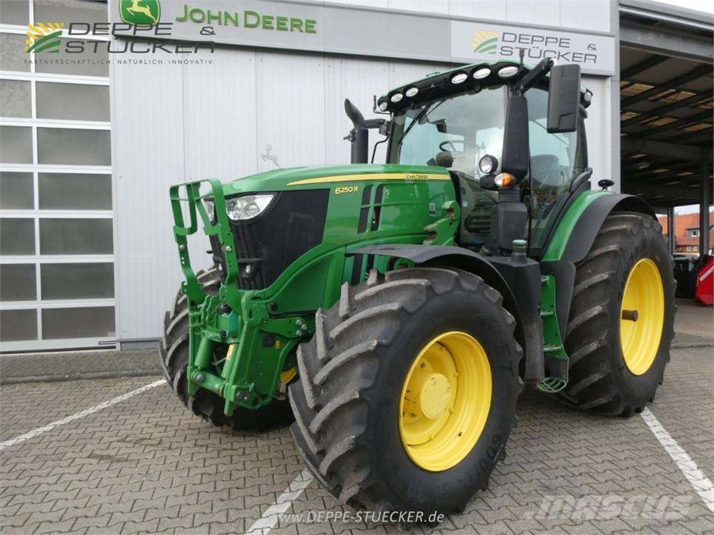 John Deere 6250R Tractoren