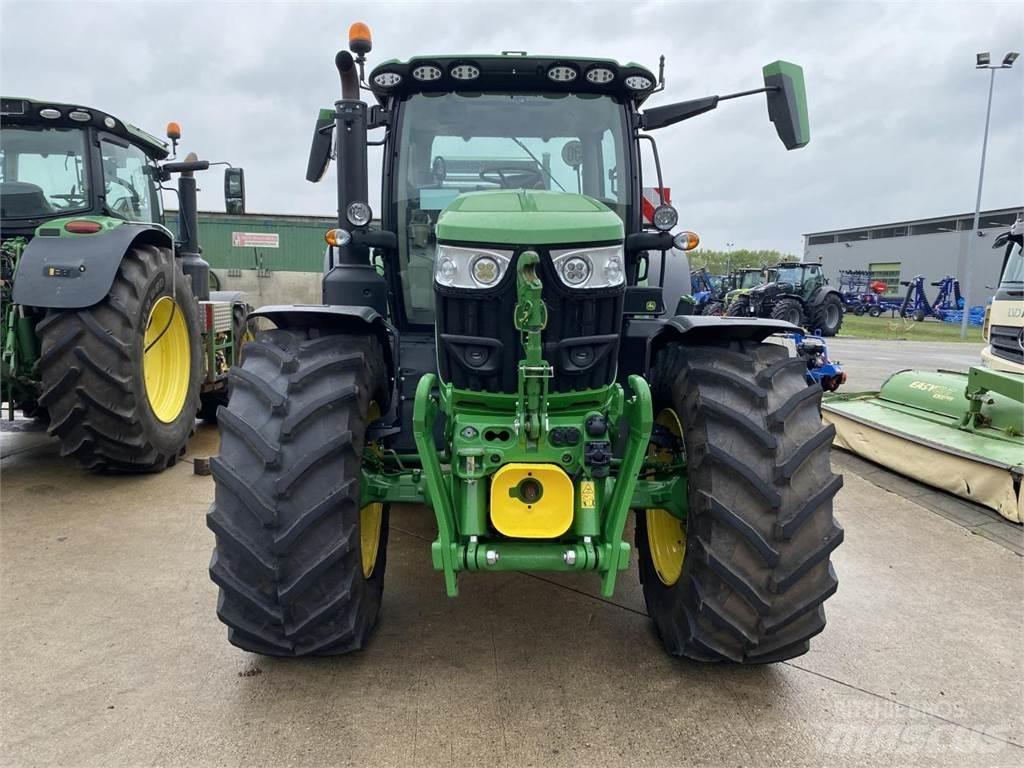 John Deere 6R 155 Tractoren