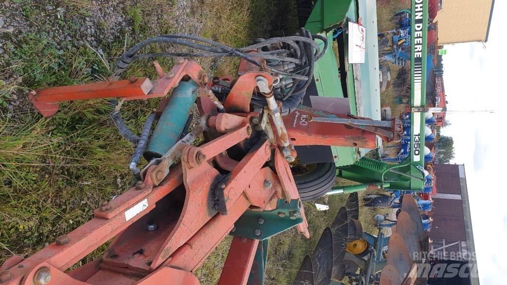 Kverneland EG85 Wentelploegen