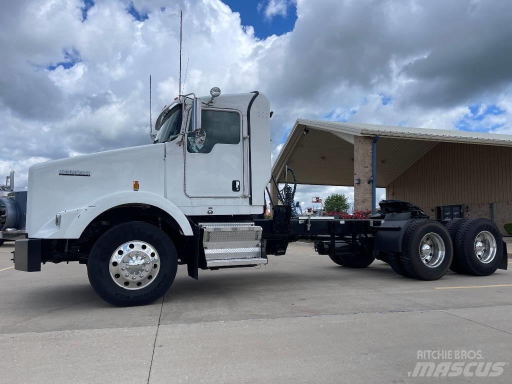 Kenworth T 800 Trekkers
