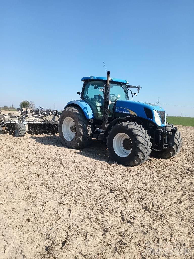 New Holland T 7060 Tractoren