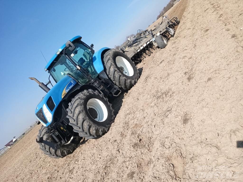 New Holland T 7060 Tractoren