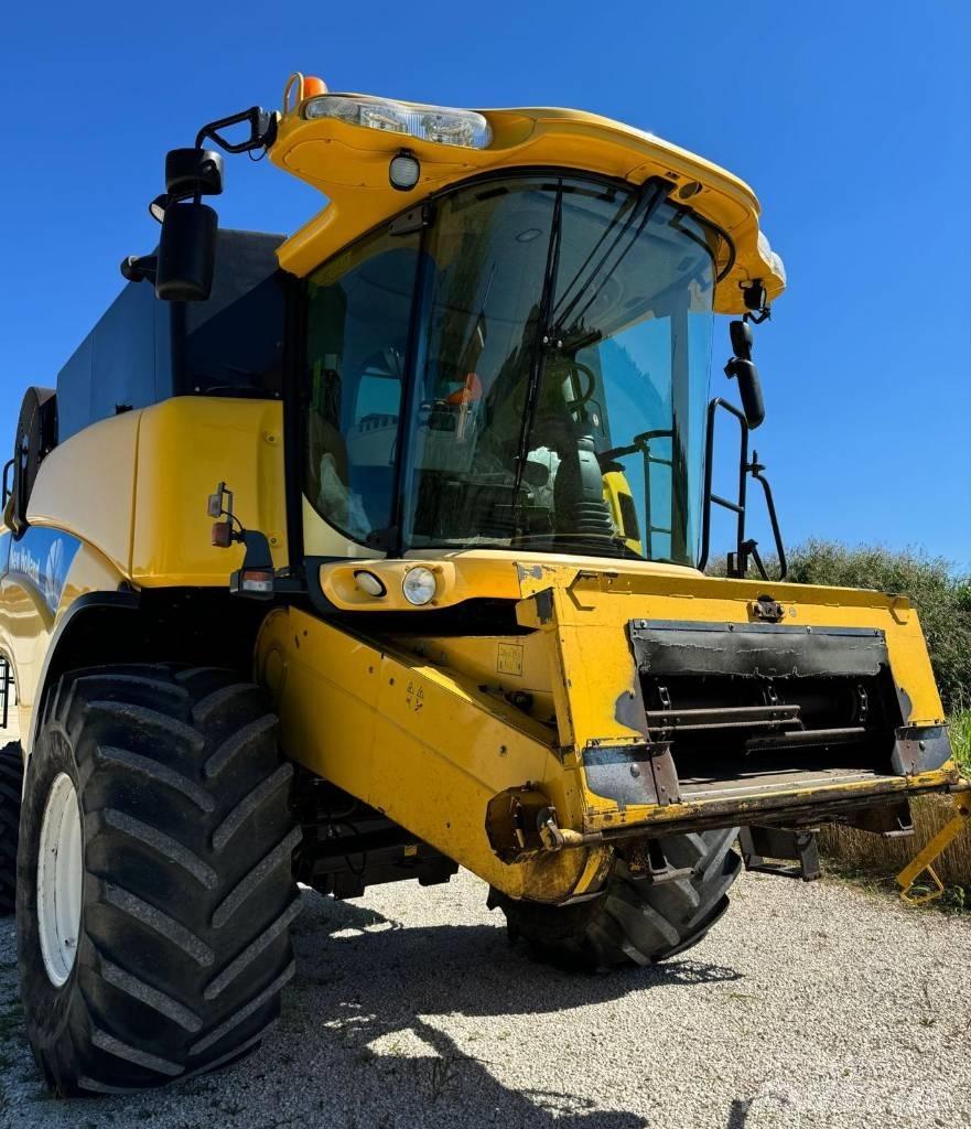 New Holland CX 760 Maaidorsmachines