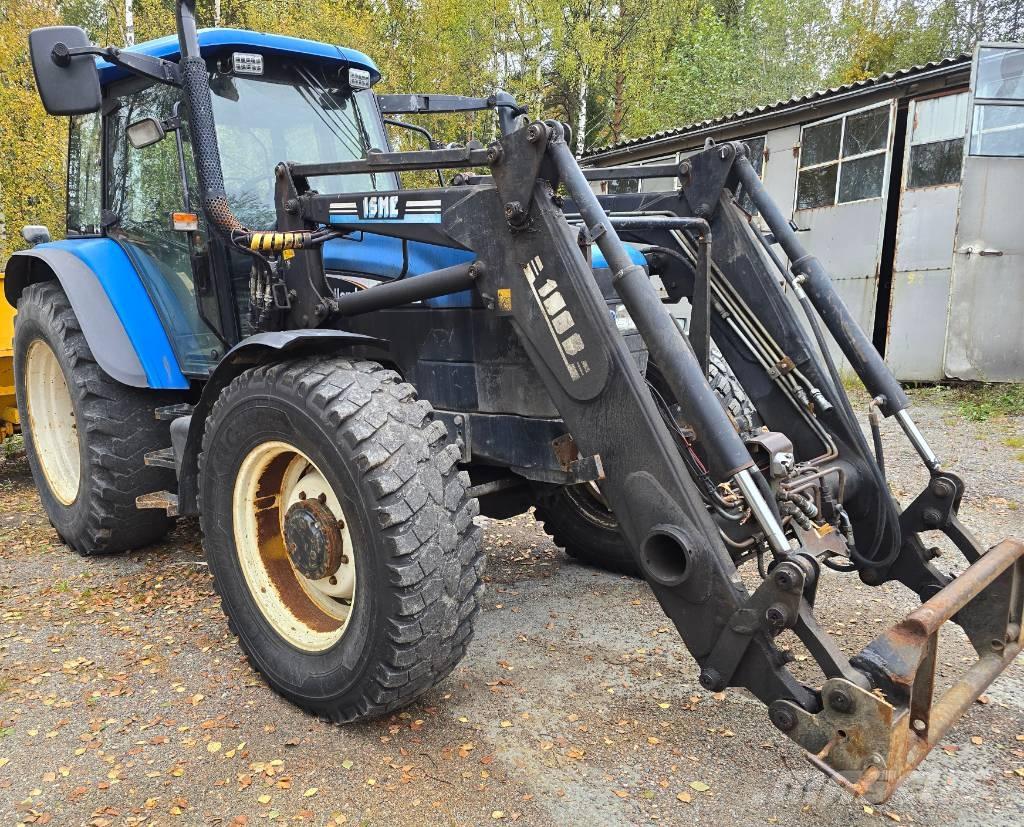 New Holland TM 120 Tractoren