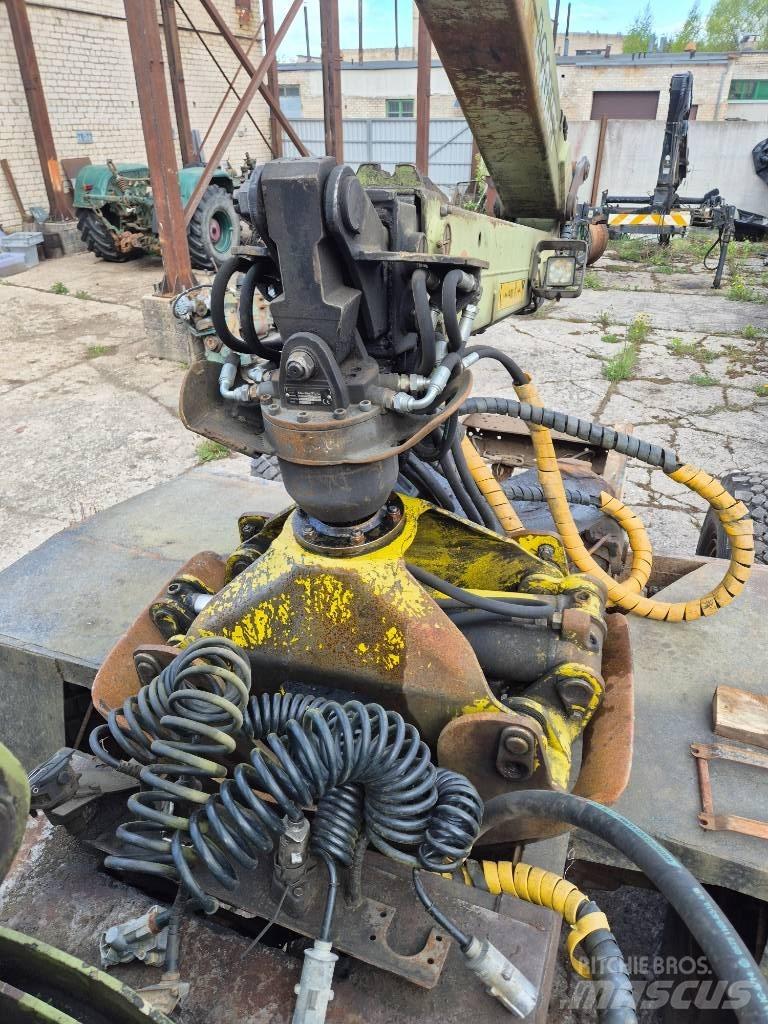 Loglift 82S Houtkranen