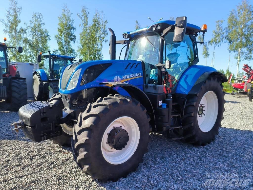 New Holland T 7.230 Tractoren