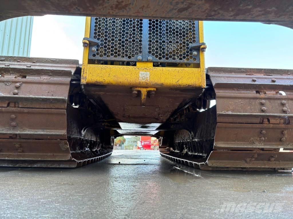 Komatsu D65PX-18E0 Rupsdozers