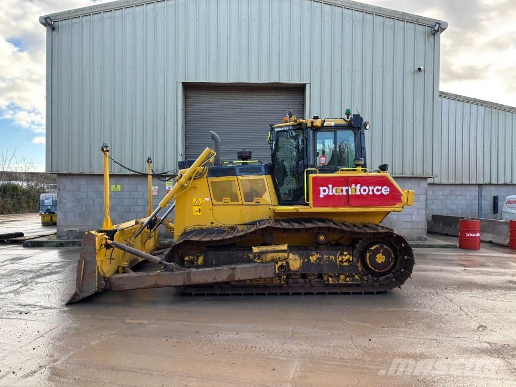 Komatsu D65PX-18E0 Rupsdozers