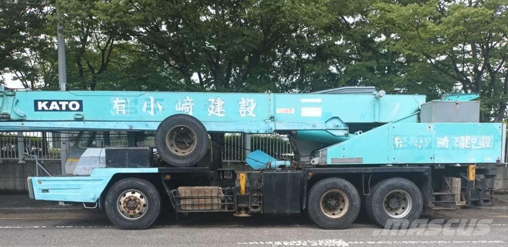 Kato NK 200 H V Ruwterrein kranen
