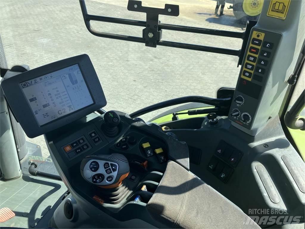 CLAAS Arion 640 Tractoren