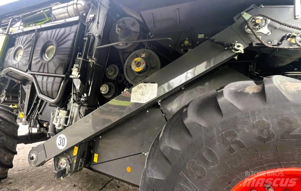 CLAAS Lexion 6800 Maaidorsmachines