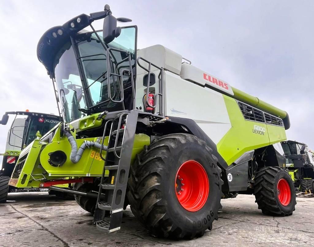 CLAAS Lexion 6800 Maaidorsmachines