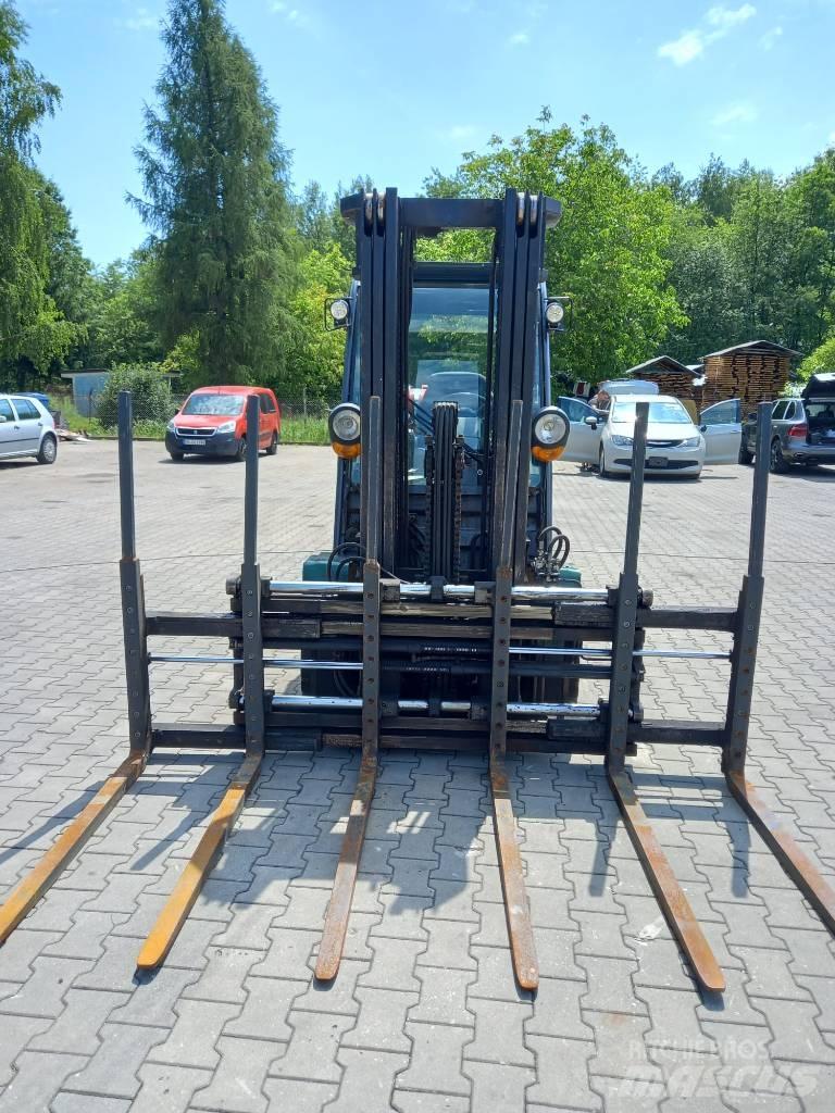 Toyota 8 FGF 30 LPG heftrucks