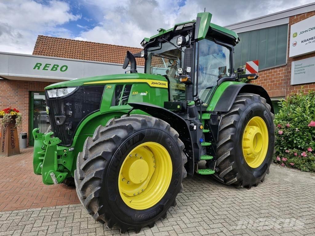 John Deere 7R330 Tractoren