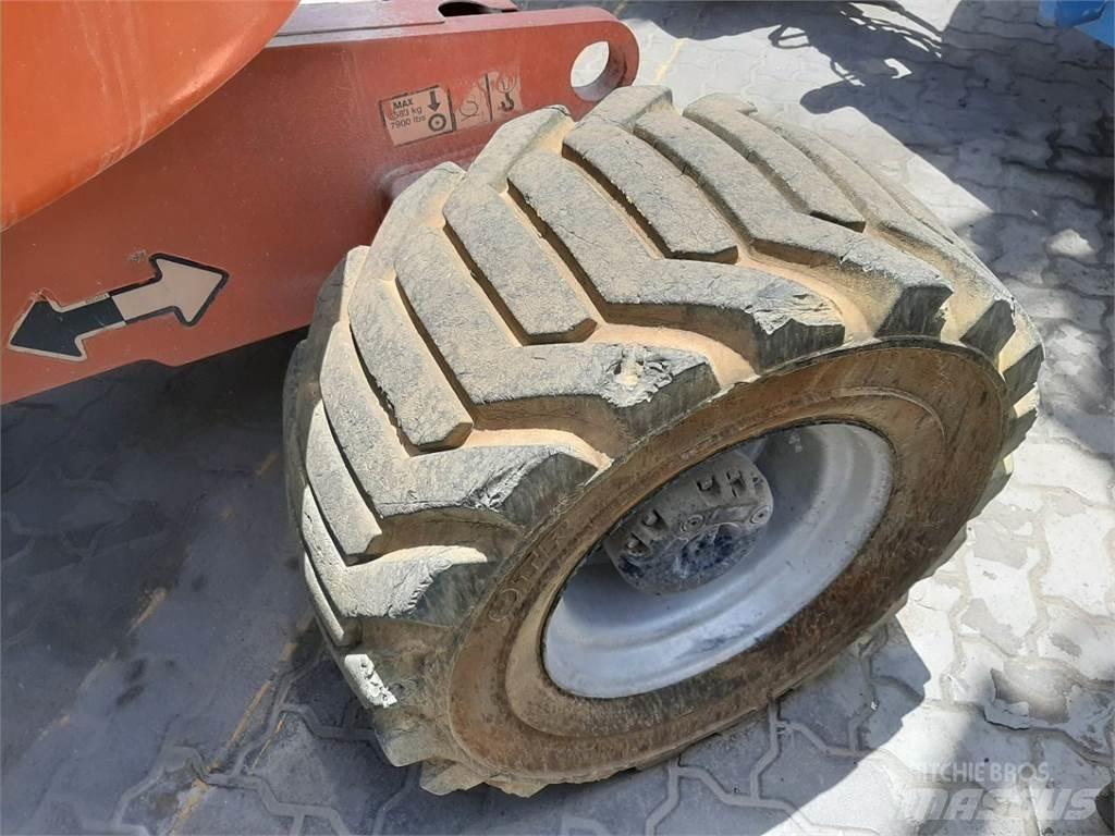 JLG 450AJ Knikarmhoogwerkers