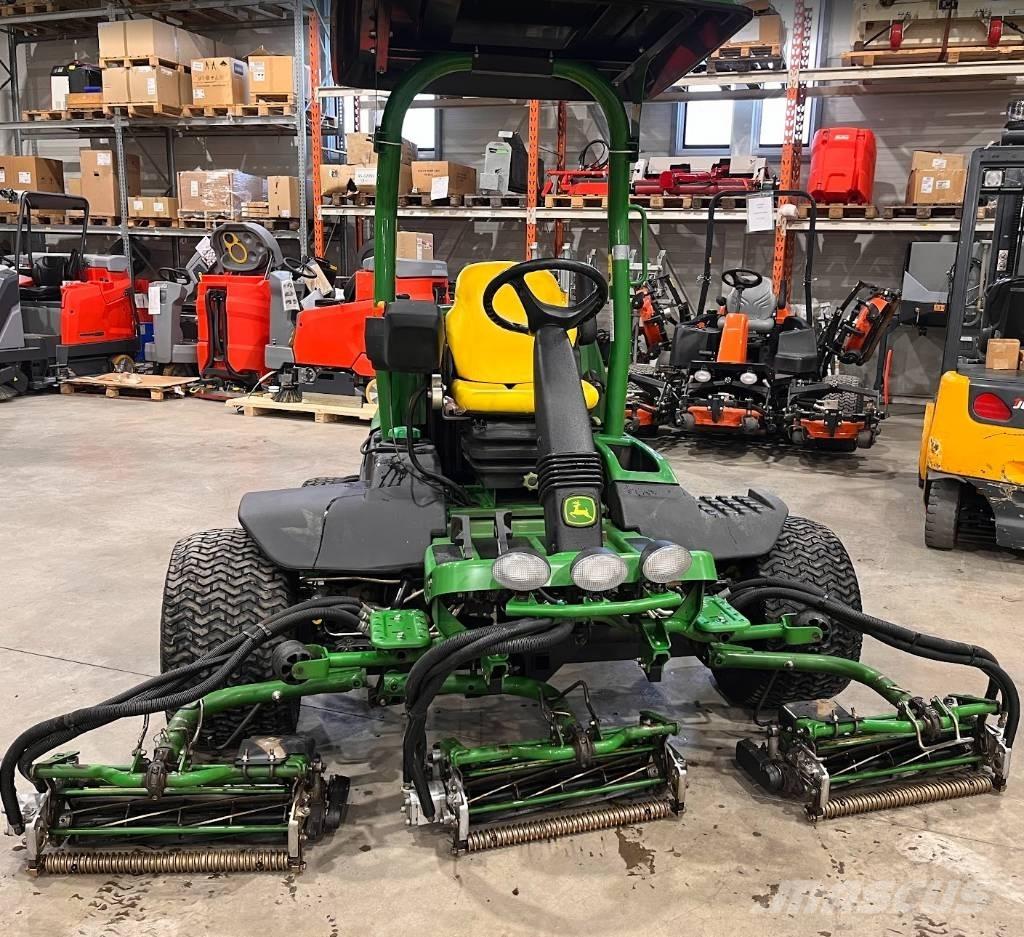 John Deere 7500A Golfbaanmaaiers