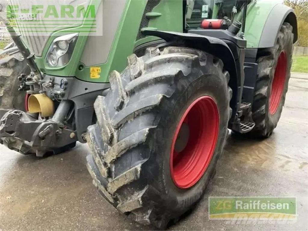 Fendt 828 vario Tractoren