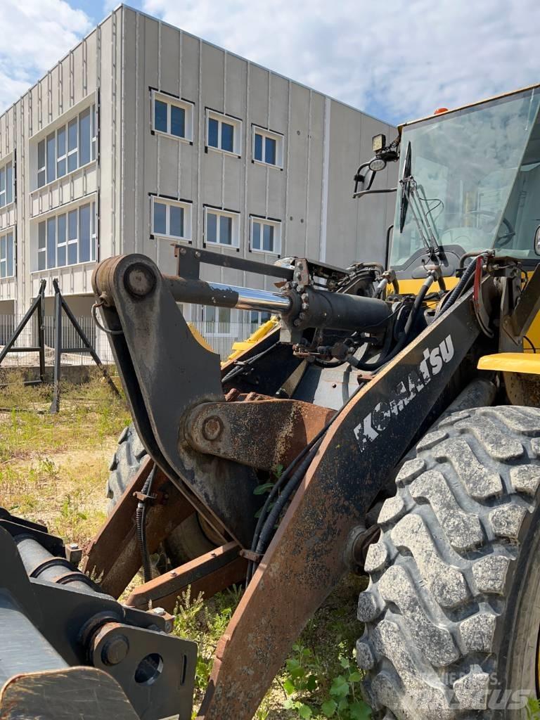 Komatsu WA 250 PZ-6 Wielladers
