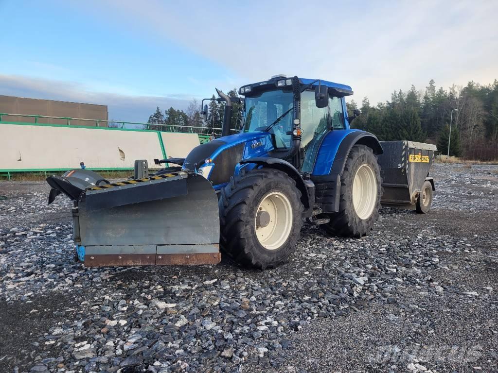 Valtra N 123 Tractoren