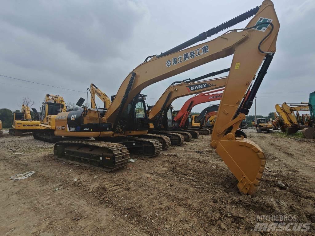 CAT CAT320d Midigraafmachines 7t - 12t